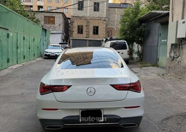 Mercedes-Benz CLA 250