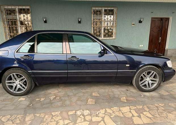 Mercedes-Benz S 500