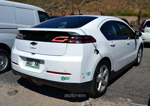 Chevrolet Volt 2013 — фото 13