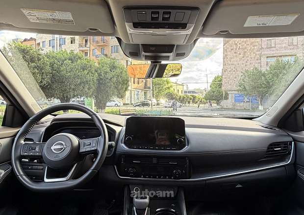 Nissan Rogue