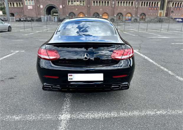 Mercedes-Benz C 300
