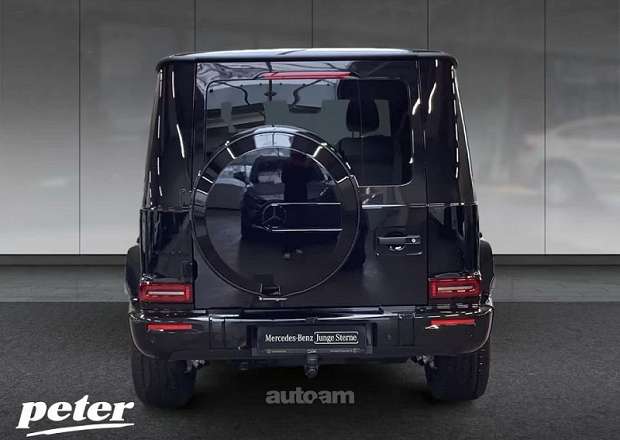Mercedes-Benz G 400