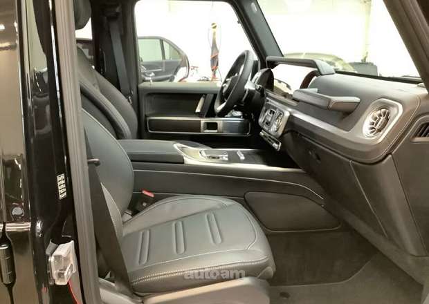 Mercedes-Benz G 400