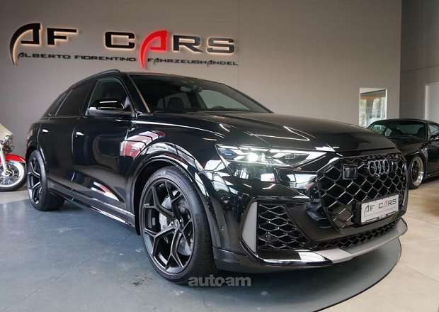Audi RSQ8
