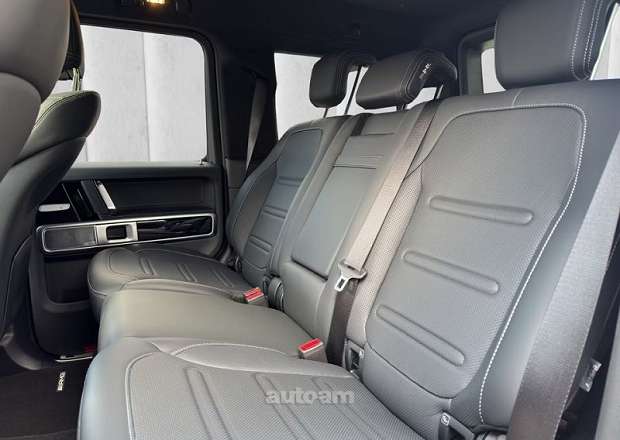Mercedes-Benz G 400