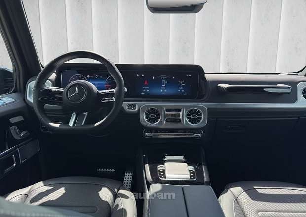 Mercedes-Benz G 400