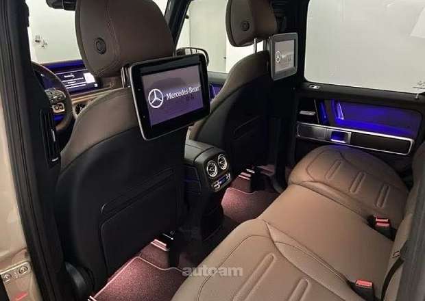 Mercedes-Benz G 400