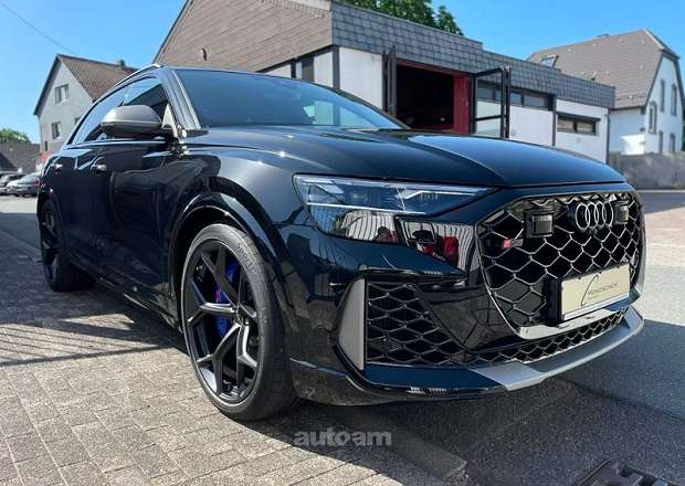 Audi RSQ8