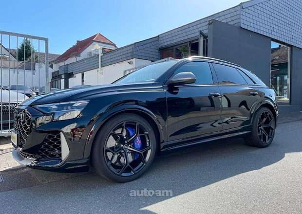 Audi RSQ8