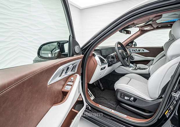BMW XM