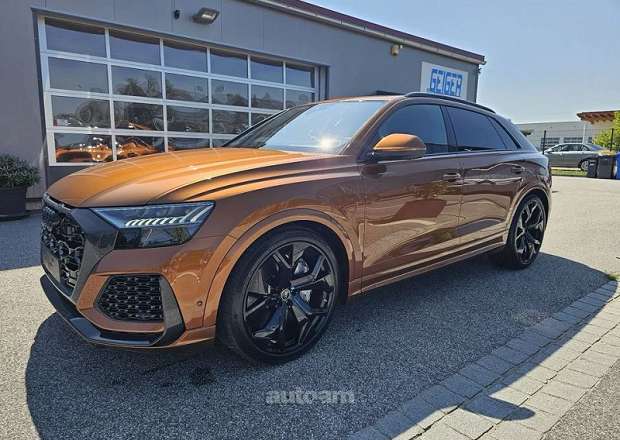 Audi RSQ8