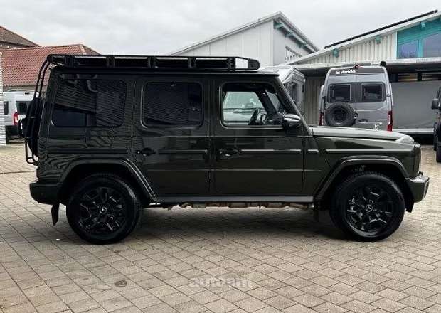 Mercedes-Benz G 400