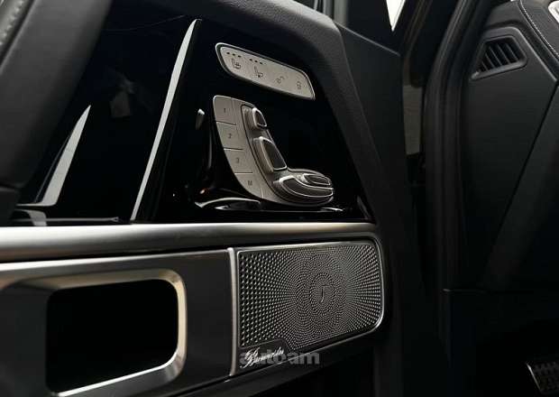 Mercedes-Benz G 400