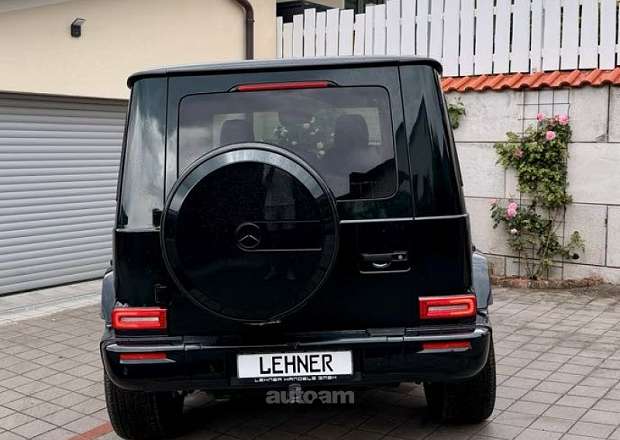 Mercedes-Benz G 400