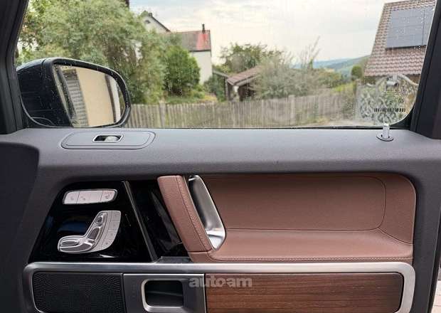 Mercedes-Benz G 400