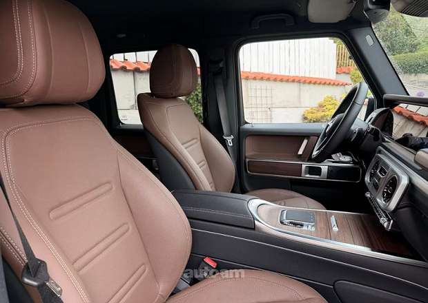Mercedes-Benz G 400