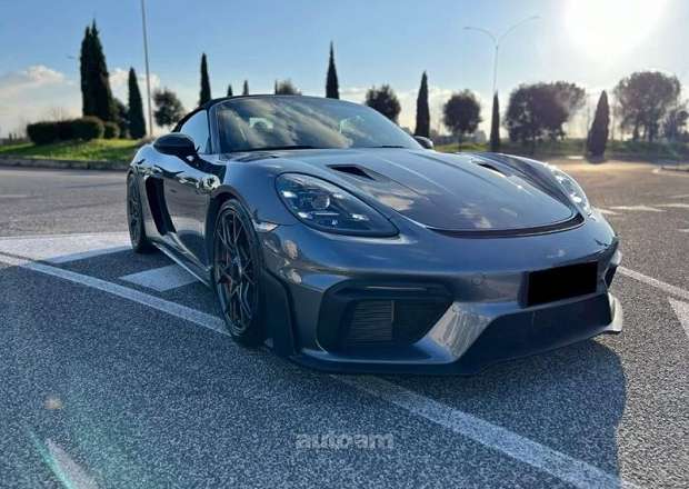 Porsche 718