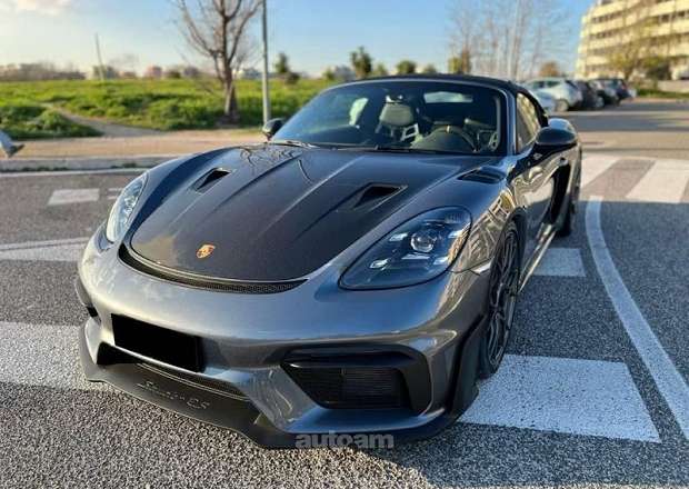 Porsche 718