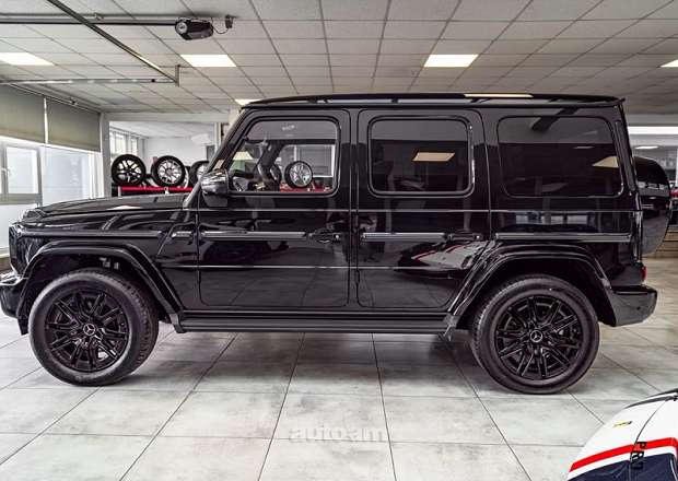 Mercedes-Benz G 400