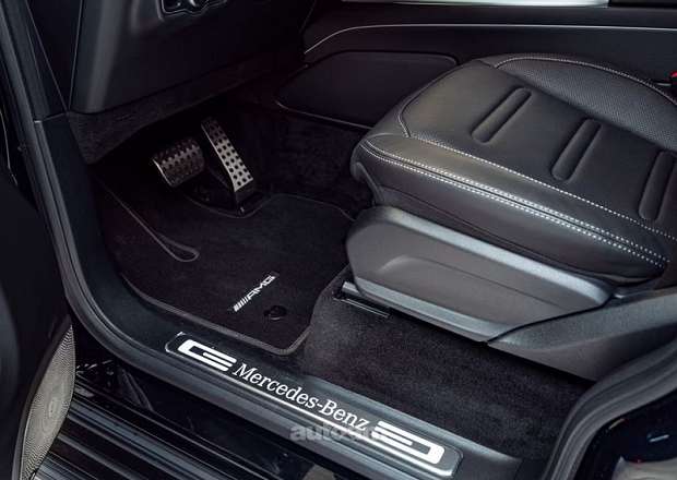 Mercedes-Benz G 400