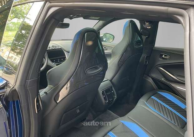 Aston Martin DBX