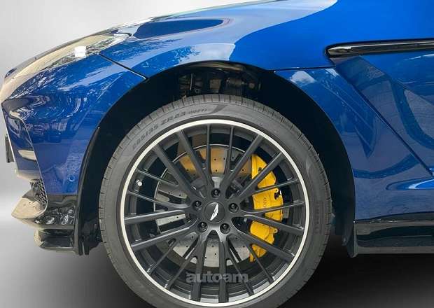 Aston Martin DBX