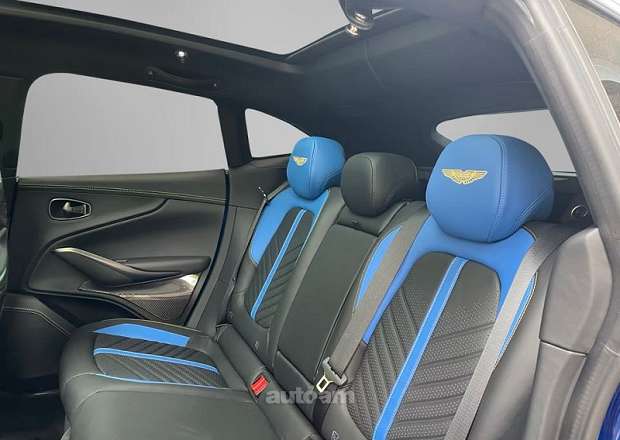 Aston Martin DBX