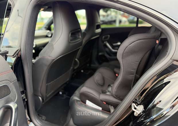 Mercedes-Benz CLA 200