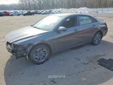 Hyundai Elantra  2023 