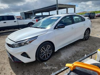 Kia Forte  2024 