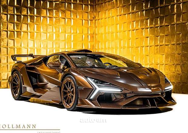 Lamborghini Revuelto