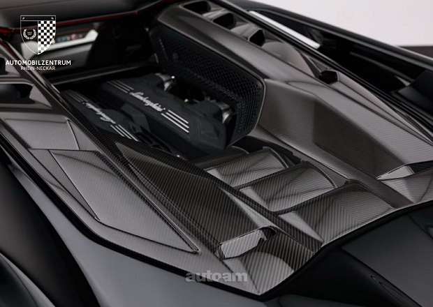 Lamborghini Revuelto