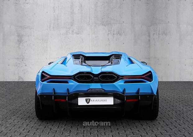 Lamborghini Revuelto