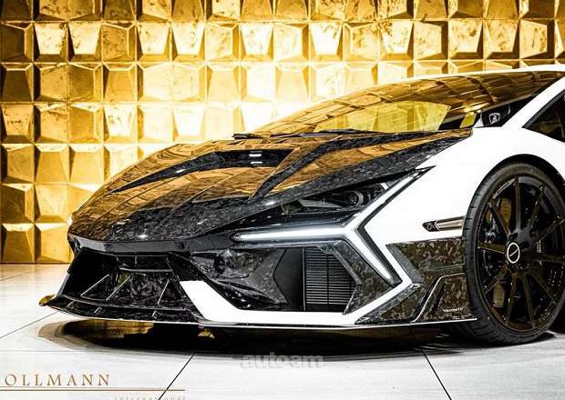 Lamborghini Revuelto