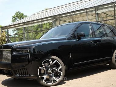Rolls Royce Cullinan  2026 