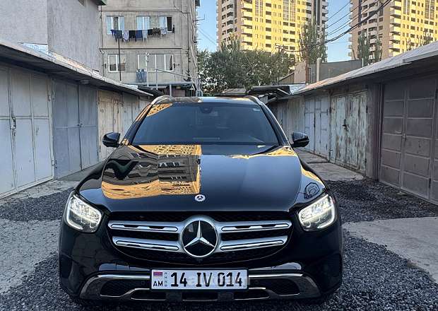 Mercedes-Benz GLC 300