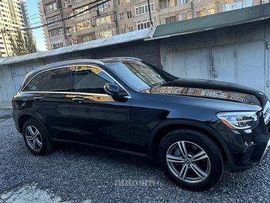 Mercedes-Benz GLC 300  2022 