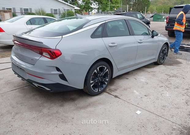 Kia K5
