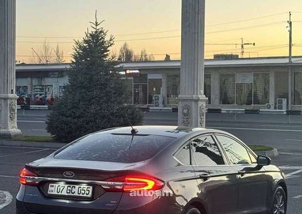 Ford Fusion