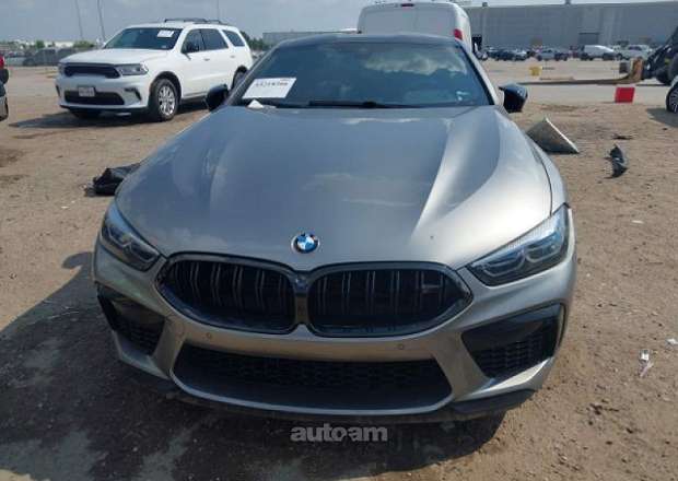 BMW M8