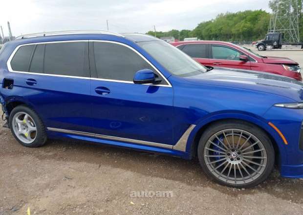 BMW X7