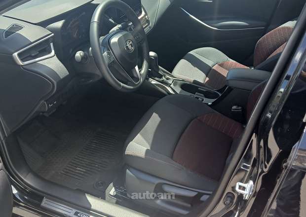 Toyota Corolla 2025 — լուսանկար 7