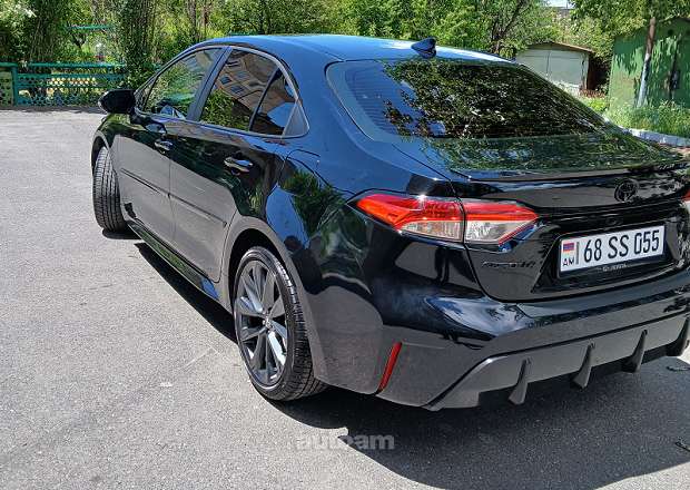 Toyota Corolla 2025 — լուսանկար 3