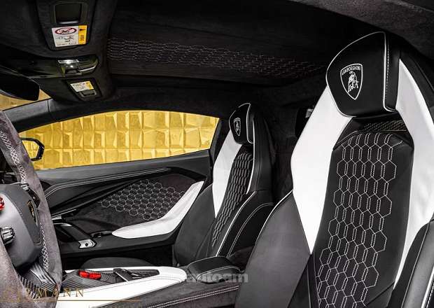 Lamborghini Revuelto