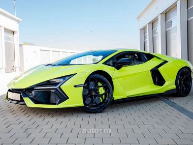 Lamborghini Revuelto  2026 