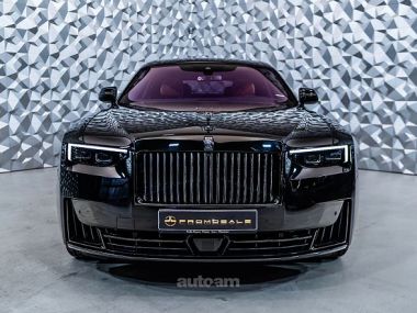 Rolls Royce Ghost  2025 