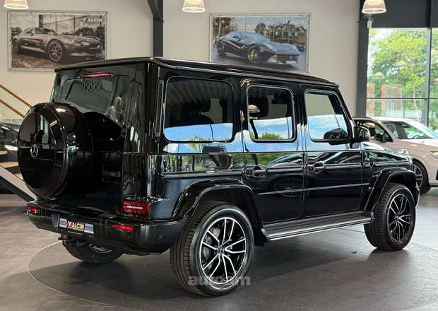 Mercedes-Benz G 400