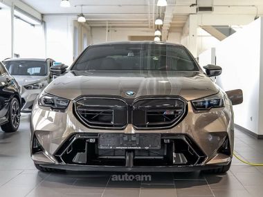 BMW M5  2026 