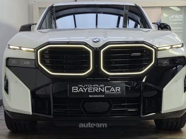 BMW XM  2025 