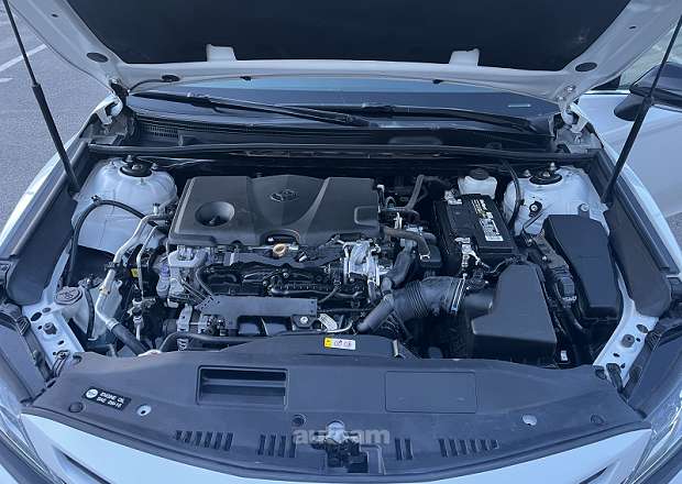 Toyota Camry 2019 — լուսանկար 8